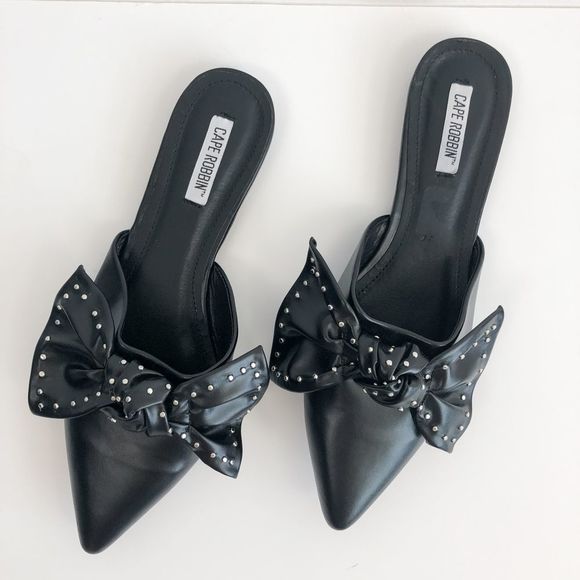 Cape Robbin Shoes - Black Studded Bow Size 10M Mule